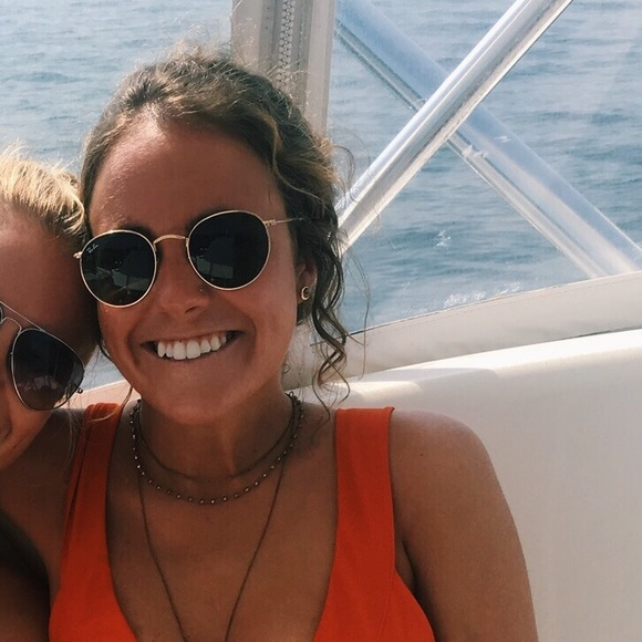 Round Ray Ban sunglasses - Picture 3 of 3